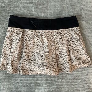 Lululemon Sz 8 Pace Rival Skirt II Dottie Dash Grain Black